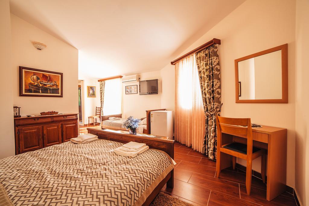 Guest House Sebelj Budva Habitación foto