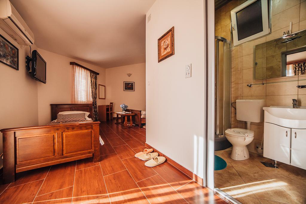 Guest House Sebelj Budva Habitación foto